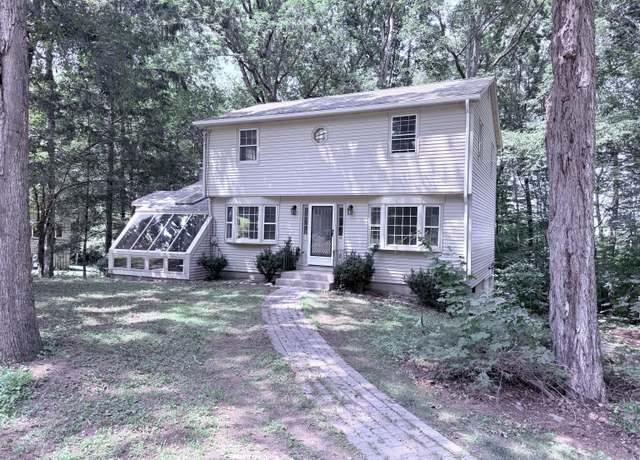 Property at 15 Elm Rd, Tolland, CT 06084, 3 beds, 1.5 baths