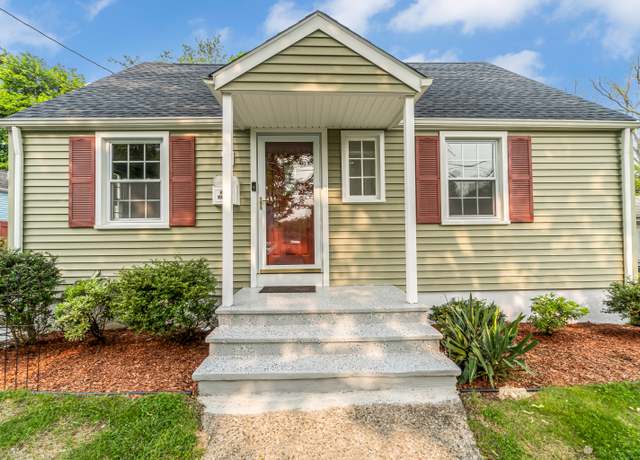 Property at 226 Quinn St, Naugatuck, CT 06770, 4 beds, 1.5 baths
