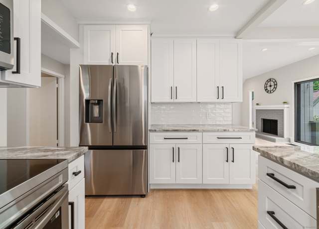 Property at 900 Heritage Vlg Unit B, Southbury, CT 06488, 1 bed, 1 bath