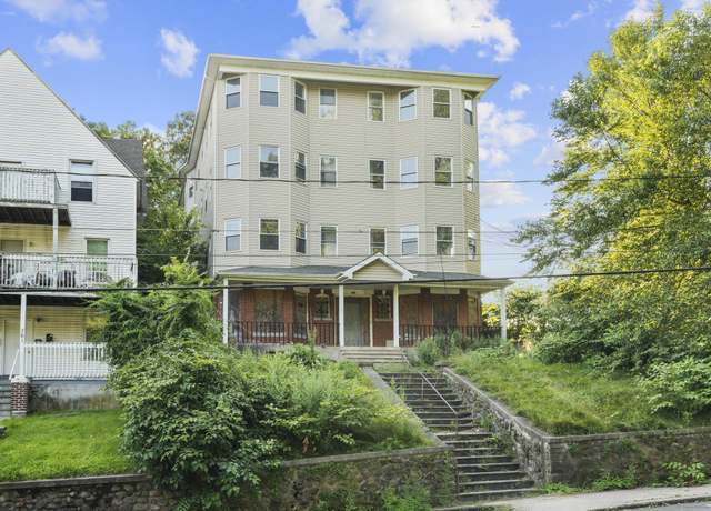 Property at 365 Willow St, Waterbury, CT 06710, 1 bed, 1 bath