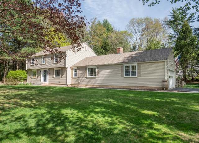 Property at 22 Meadowlark Rd, Simsbury, CT 06092, 4 beds, 2.5 baths