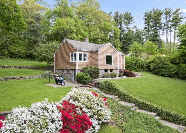 Property at 196 Harrison Rd, Cheshire, CT 06410, 2 beds, 1 bath