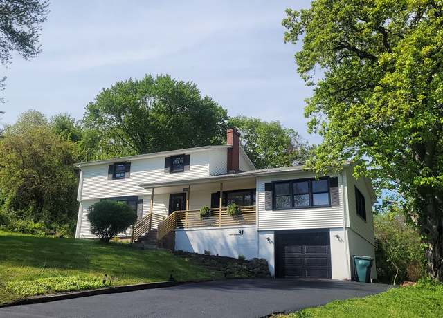 Property at 91 Jennifer Rd, Hamden, CT 06514, 3 beds, 1.5 baths