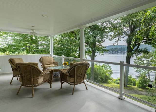 Property at 119 W Wakefield Blvd, Winchester, CT 06098, 4 beds, 2 baths