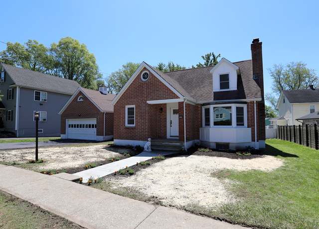 Property at 553 Highland Ave, Stratford, CT 06614, 3 beds, 2 baths