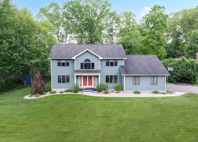 Property at 39 Amato Cir, Southington, CT 06489, 4 beds, 2.5 baths