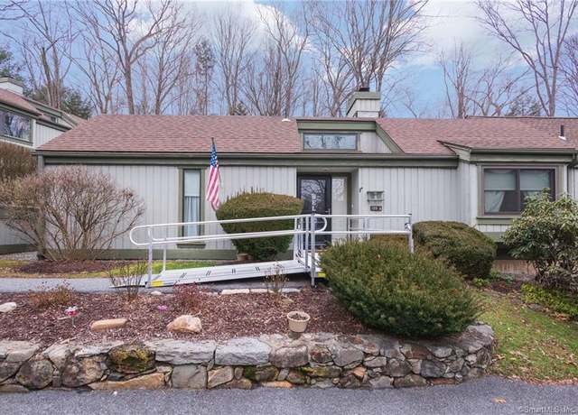 Property at 128 Heritage Vlg Unit A, Southbury, CT 06488, 2 beds, 2 baths