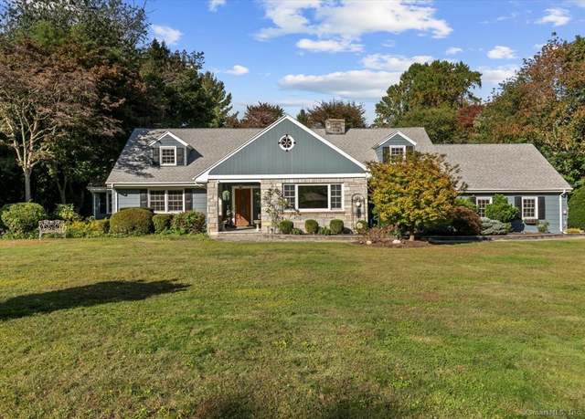 Property at 94 Fennbrook Dr, Hamden, CT 06517, 4 beds, 3.5 baths