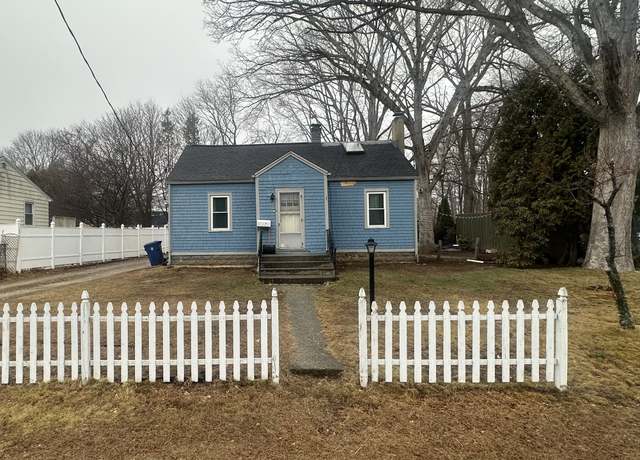 Property at 4 Handfield Ave, Windham, CT 06226, 3 beds, 1 bath