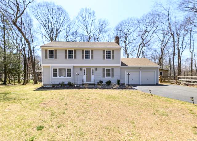 Property at 79 Scott Ridge Rd, Ridgefield, CT 06877, 4 beds, 2.5 baths
