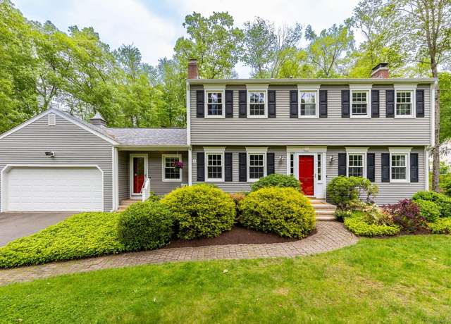 Property at 16 Darley Dr, Hamden, CT 06518, 4 beds, 2.5 baths