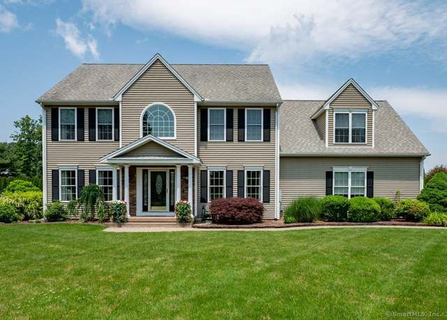 Property at 156 Macintosh Way, Southington, CT 06489, 3 beds, 2.5 baths