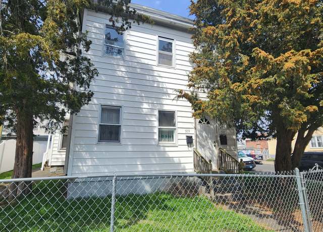 Property at 509 Ogden St, Bridgeport, CT 06608, 6 beds, 2 baths