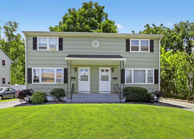 Property at 9 Graham Rd, East Hartford, CT 06118, 6 beds, 3 baths