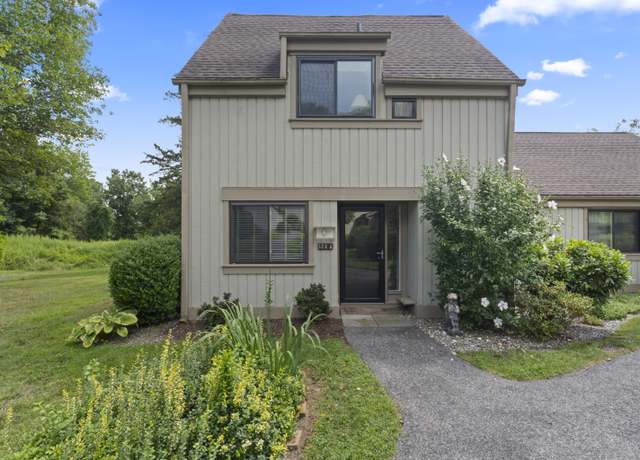 Property at 252 Heritage Vlg Unit A, Southbury, CT 06488, 2 beds, 1.5 baths