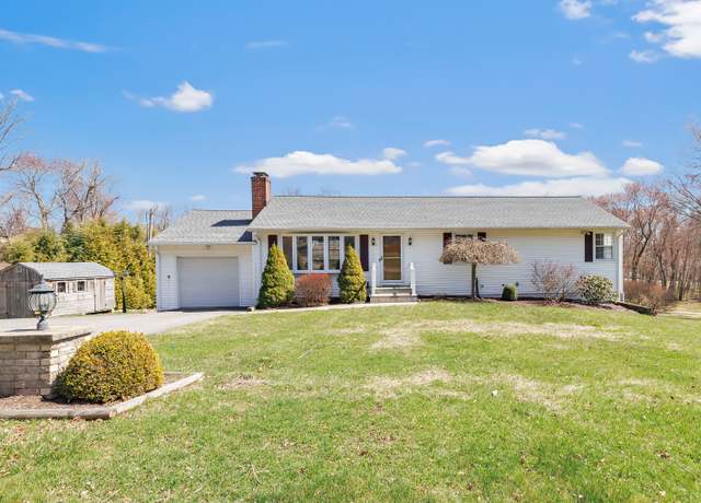 Property at 5 Lawn Cir, Trumbull, CT 06611, 3 beds, 2 baths