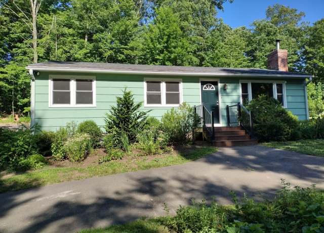 Property at 4 Newsome Rd, Oxford, CT 06478, 3 beds, 1 bath