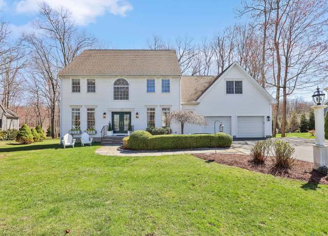 Property at 166 Uconn Ave, Glastonbury, CT 06033, 4 beds, 2.5 baths