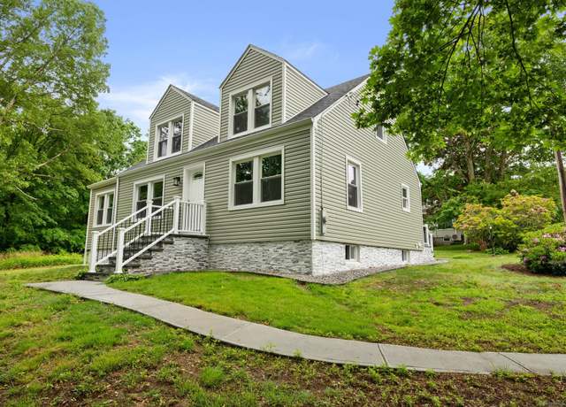 Property at 56 Uncas Ave, New London, CT 06320, 4 beds, 2 baths