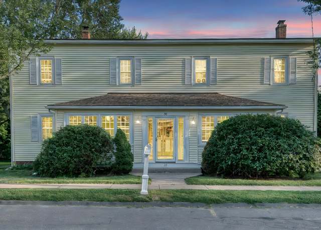 Property at 35 Niles Rd, Windsor, CT 06095, 5 beds, 3 baths