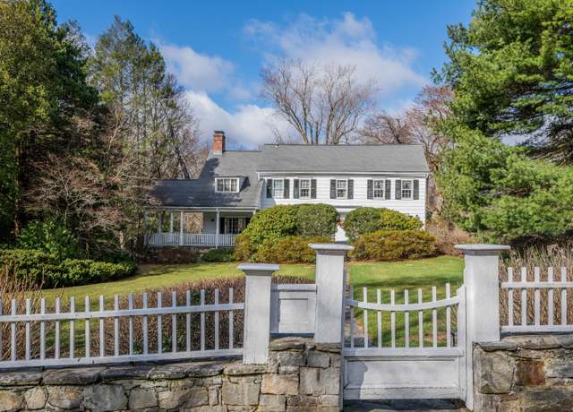 Property at 31 Woodbury Rd, Watertown, CT 06795, 5 beds, 3.5 baths