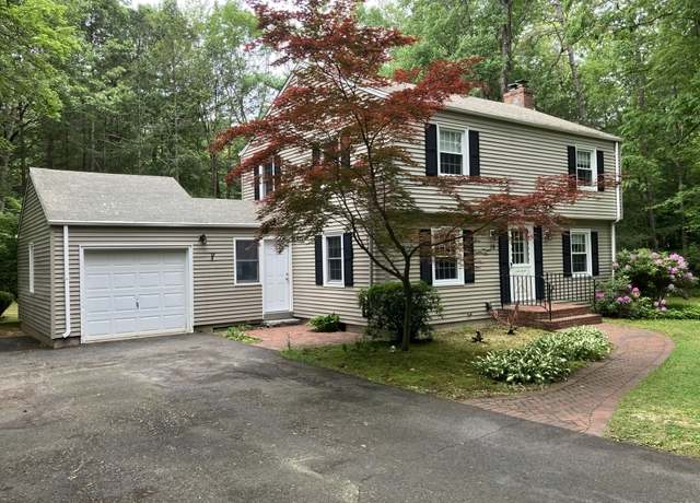 Property at 19 Crescent Way, Simsbury, CT 06070, 3 beds, 2.5 baths