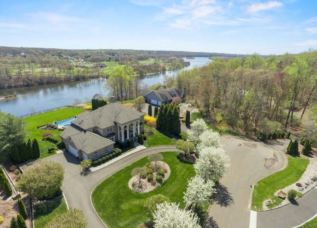 Property at 22 Nature Ln, Shelton, CT 06484, 4 beds, 4.5 baths