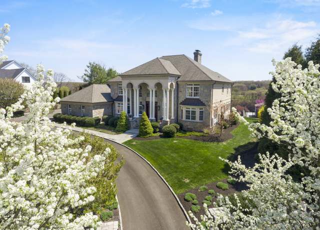Property at 22 Nature Ln, Shelton, CT 06484, 4 beds, 4.5 baths