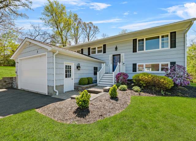 Property at 3 N Pleasant RISE, Brookfield, CT 06804, 3 beds, 2.5 baths