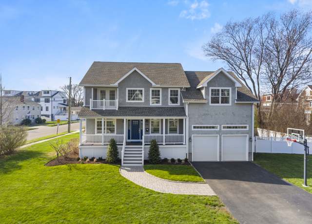 Property at 430 Edward St, Fairfield, CT 06824, 4 beds, 3.5 baths