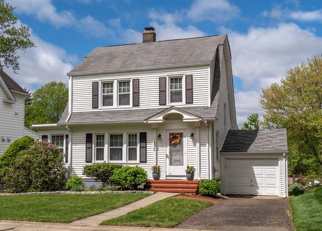 Property at 170 Kneeland Rd, New Haven, CT 06512, 2 beds, 1.5 baths