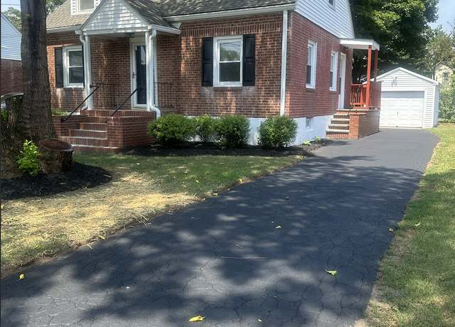 Property at 63 Barraclough Ave, Hamden, CT 06517, 3 beds, 1 bath