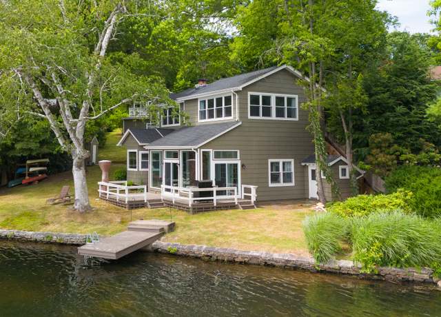 Property at 162 Woodpond Rd, Farmington, CT 06107, 4 beds, 3 baths