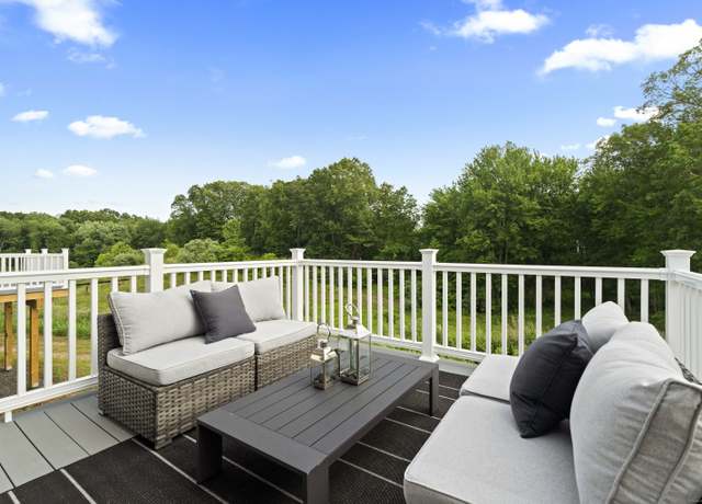 Property at 1097 St Andrews Dr, Oxford, CT 06478, 2 beds, 2.5 baths
