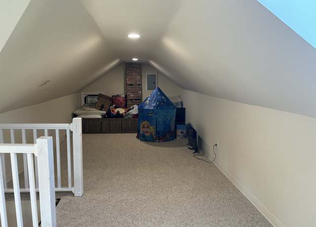 Property at 20 Middlesex AVE EXT, Portland, CT 06480, 7 beds, 3 baths