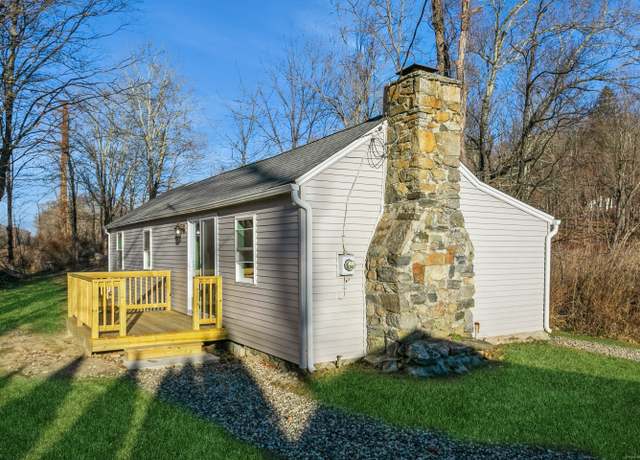 Property at 16 Old Hawleyville Rd, Newtown, CT 06470, 1 bed, 1 bath
