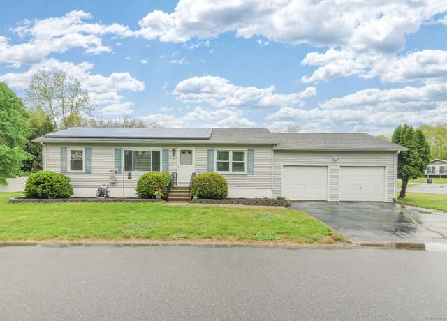 Property at 55 Colonial Rd, Plainfield, CT 06374, 2 beds, 2 baths