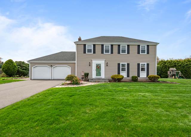 Property at 25 Swing Ln, Wethersfield, CT 06109, 4 beds, 2.5 baths