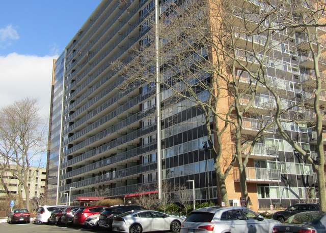 Property at 100 York St Unit 10 P, New Haven, CT 06551, 1 bed, 1 bath