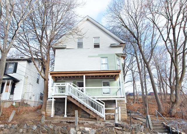 Property at 49 Ashley St, Waterbury, CT 06704, 8 beds, 3 baths