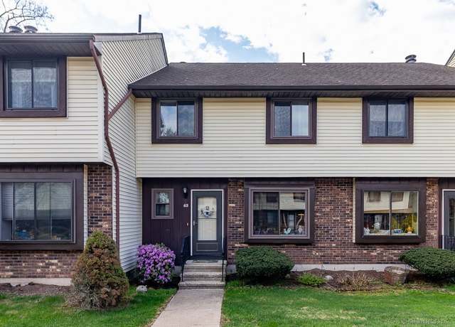 Property at 43 Robin Brook Dr #43, Newington, CT 06111, 2 beds, 1.5 baths
