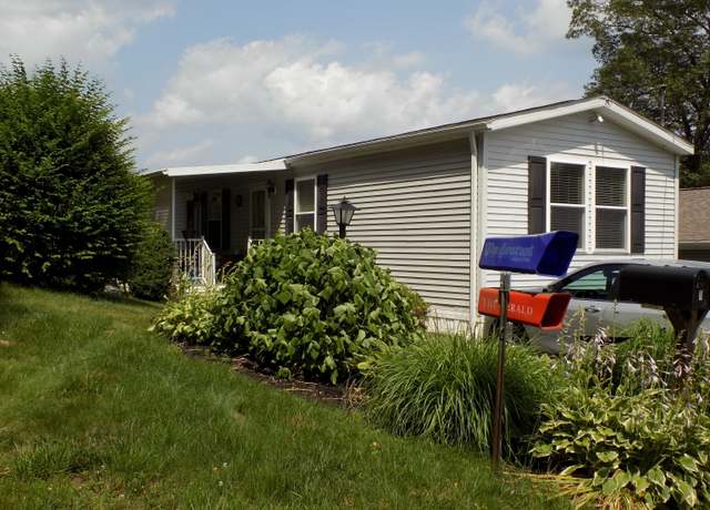 Property at 6 Sycamore Rd, Southington, CT 06489, 2 beds, 1.5 baths