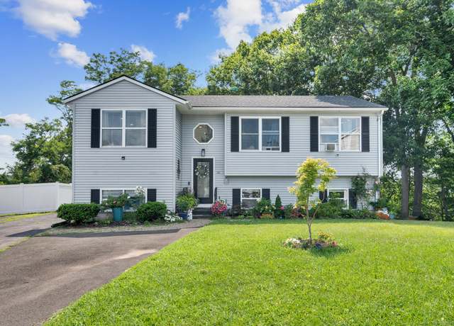 Property at 31 Laura Cir, East Haven, CT 06513, 5 beds, 3 baths