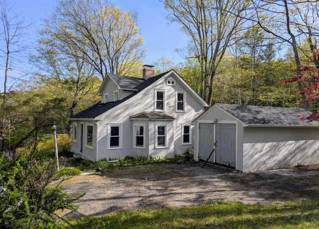 Property at 2 Chapel Hill Rd, New Milford, CT 06776, 3 beds, 1.5 baths