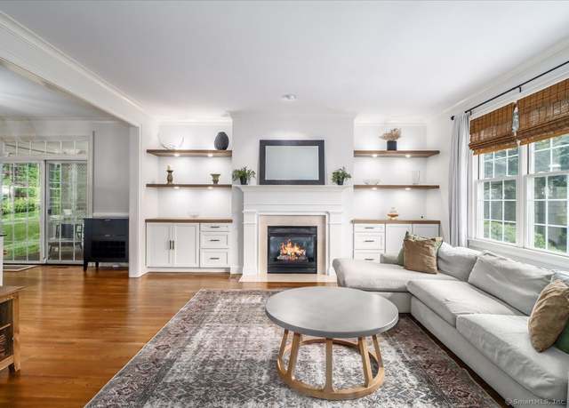 Property at 22 Woods Way #22, Redding, CT 06896, 3 beds, 2.5 baths