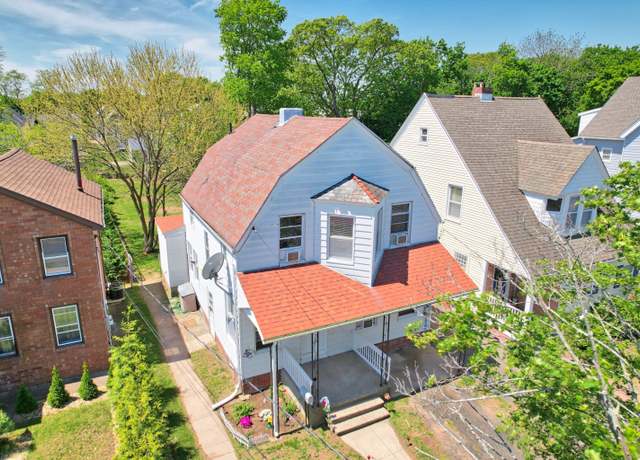 Property at 224 1st Ave, West Haven, CT 06516, 3 beds, 1.5 baths