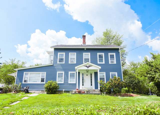 Property at 14 Barnum Rd, Danbury, CT 06811, 3 beds, 1 bath