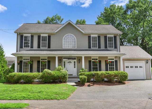Property at 263 Byram Rd, Greenwich, CT 06830, 4 beds, 2.5 baths