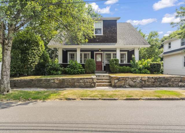 Property at 14 Ridgeway St, Stamford, CT 06907, 3 beds, 1.5 baths