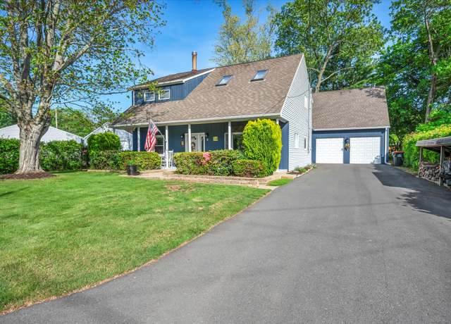 Property at 9 Cheryl Ave, Wallingford, CT 06492, 4 beds, 2.5 baths